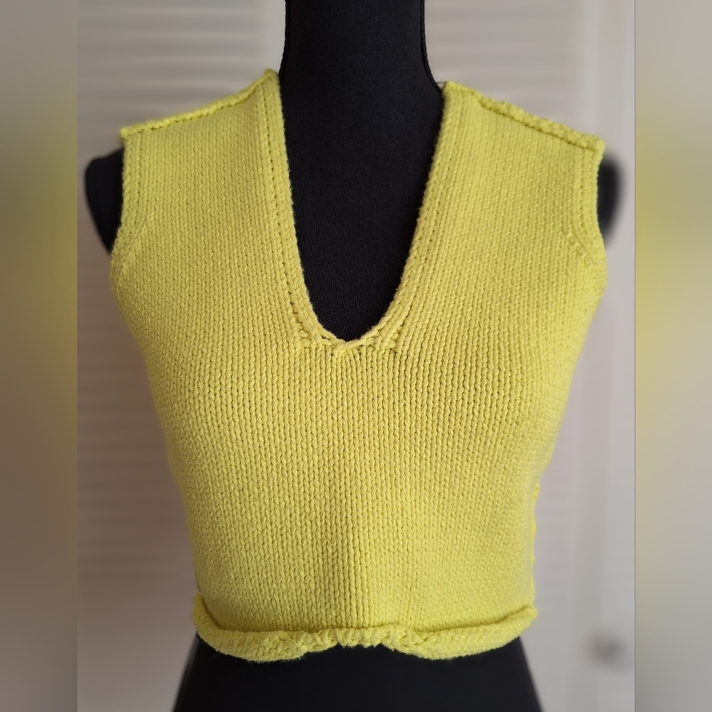 Paper Moon cropped sweater vest